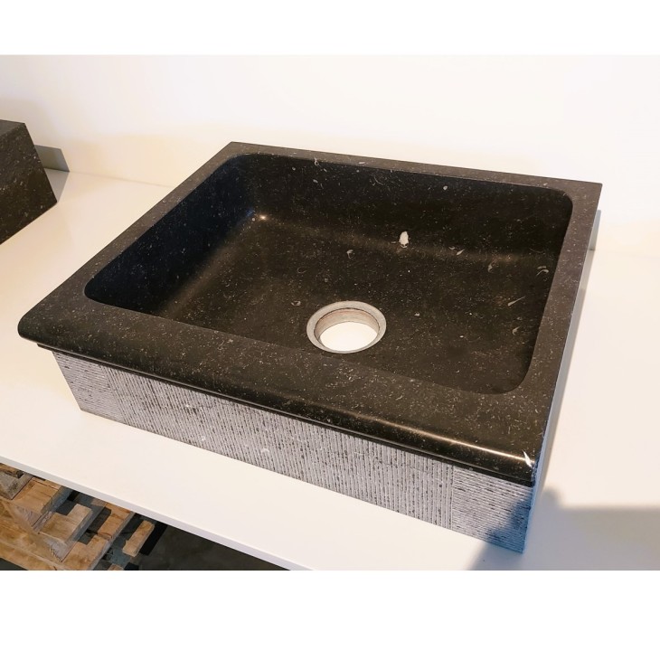 Lambique Sp&uuml;lbecken